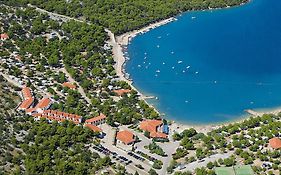 Victoria Mobilehome Jezera Village Holiday Resort